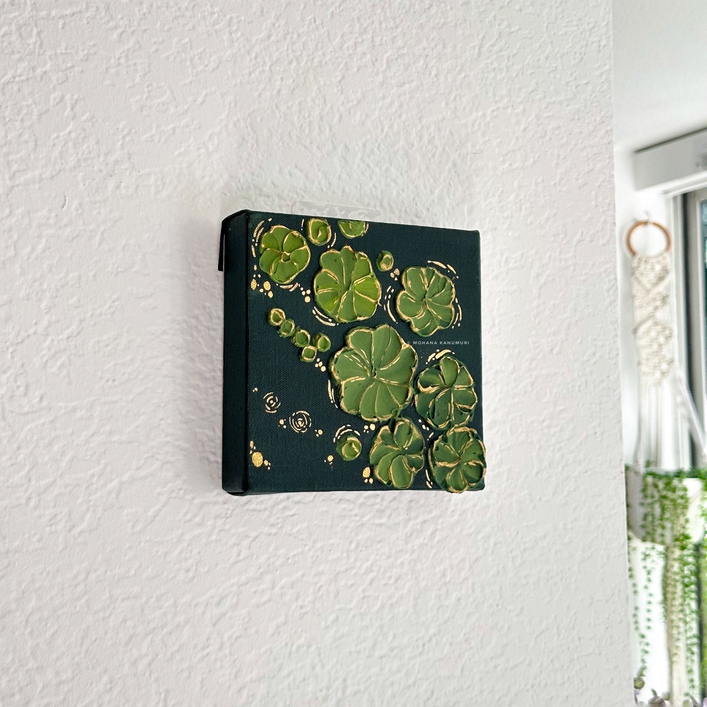 Tāmara Patram - Texture on Canvas