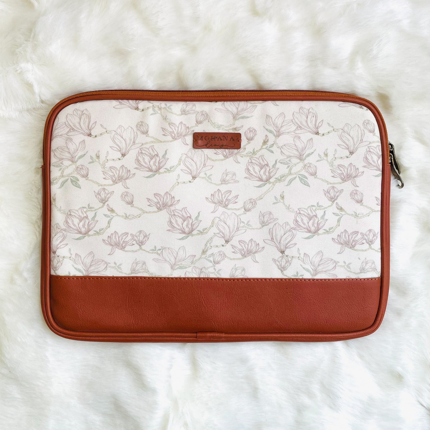 Whimsical Magnolias Ipad/Tablet sleeves ~ 13 inch