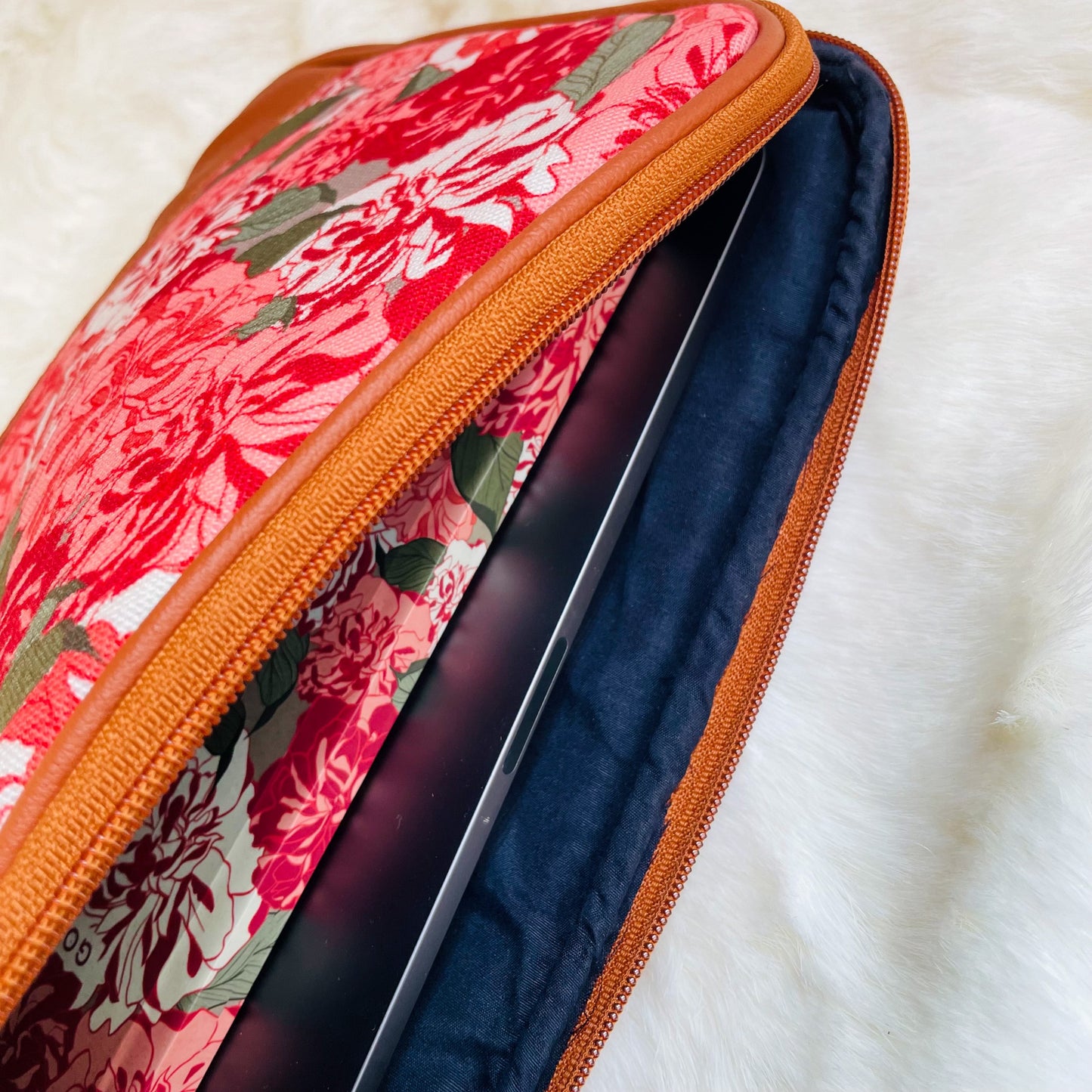 Fiery Dahlias Ipad/Tablet sleeves ~ 11 inch
